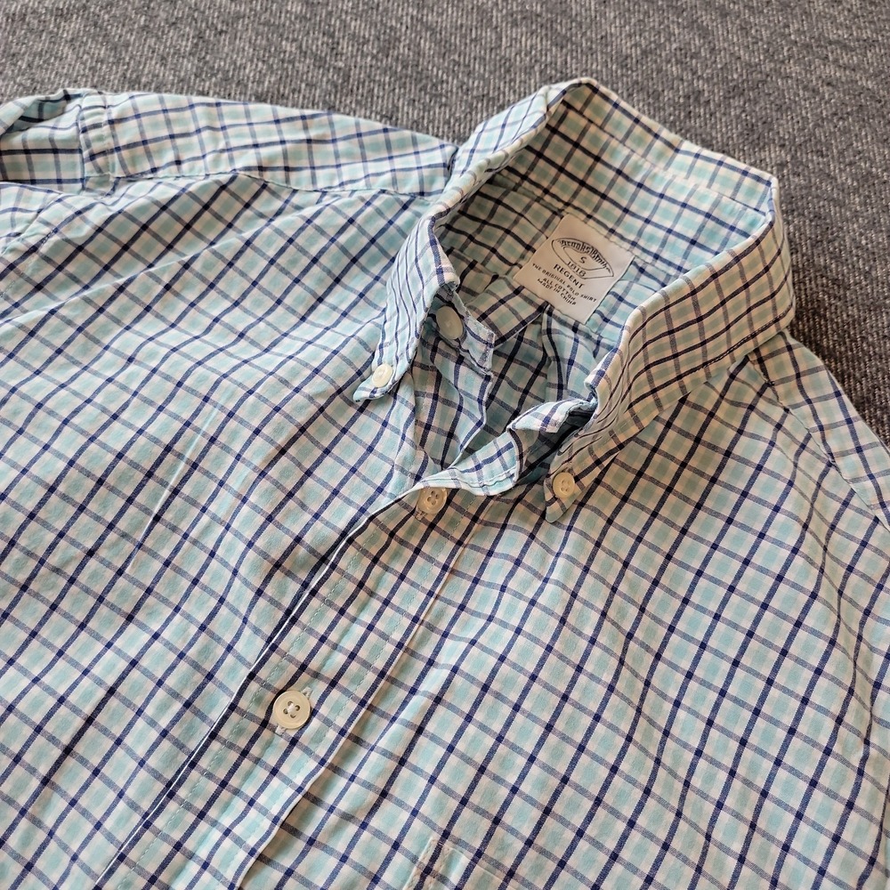 Brooks Brothers Shirt Men's Small Regent Blue Plaid Button Down Lightweight